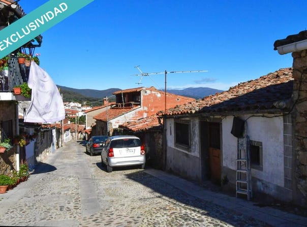 Hoyos, Extremadura 10850
