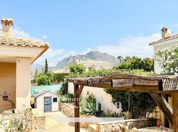 Busot, Valencia 03111