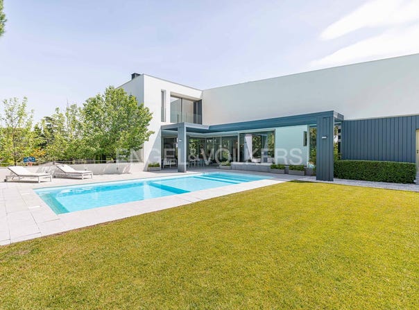 Boadilla del Monte, Community of Madrid 28669