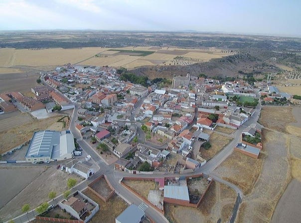 Plaza de Arango, Velada, Castile-La Mancha 45612