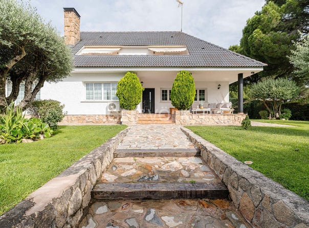 Villaviciosa de Odón, Community of Madrid 28670