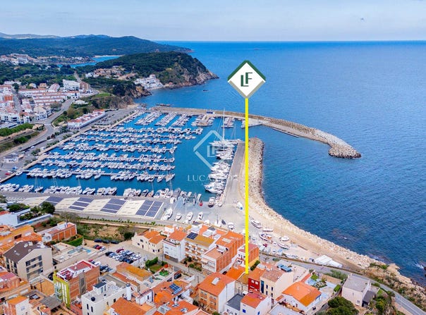 Palamós, Catalonia 17230