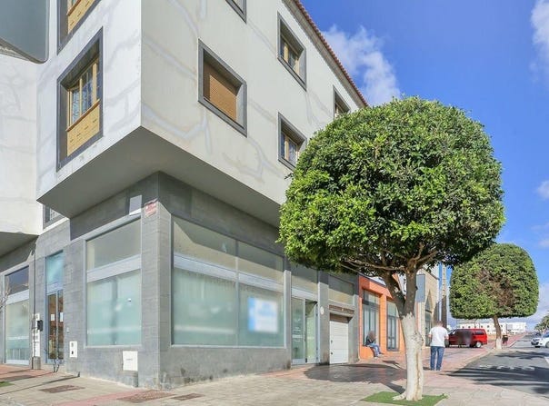 Puerto del Rosario, Canary Islands 35600
