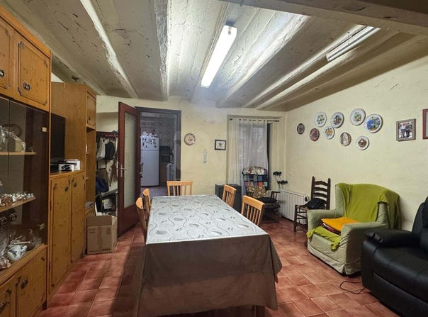 Carrer d'Avall, Montbrió del Camp, Catalonia 43340