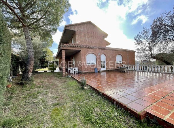 Valdemorillo, Community of Madrid 28210