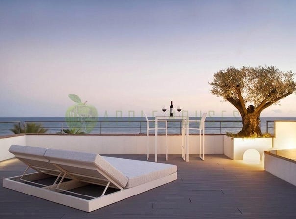 Sitges, Catalonia 08870