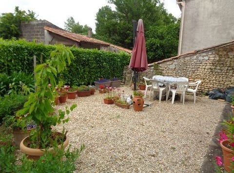MOSNAC, Poitou-Charentes 17240