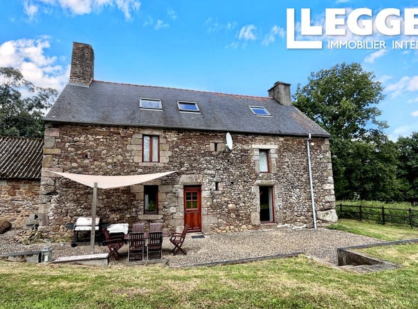 Dol-de-Bretagne, Brittany 35120