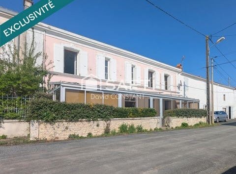 Surgeres, Poitou-Charentes 17700