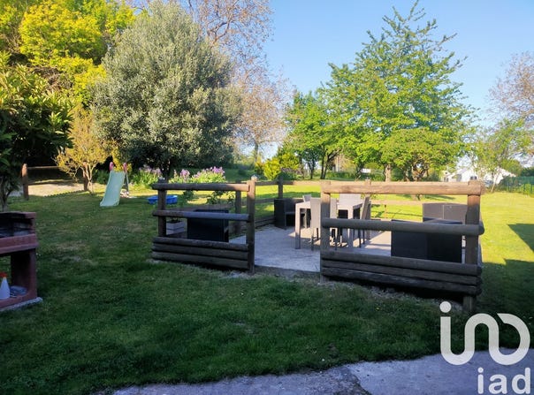 Mouzay, Centre-Val de Loire 37600