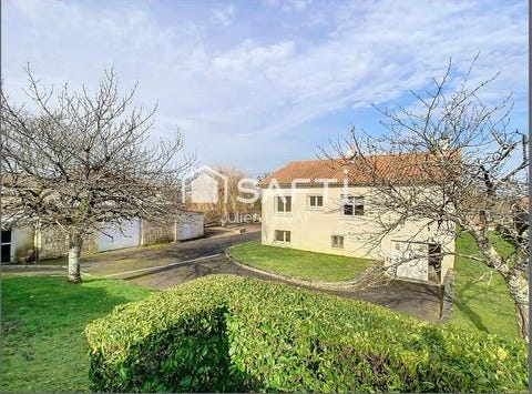 Sainte-Neomaye, Poitou-Charentes 79260