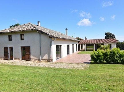 Macon, Bourgogne 71000