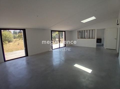 Niort, Poitou-Charentes 79000
