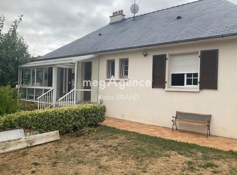 Laval, Pays de la Loire 53000