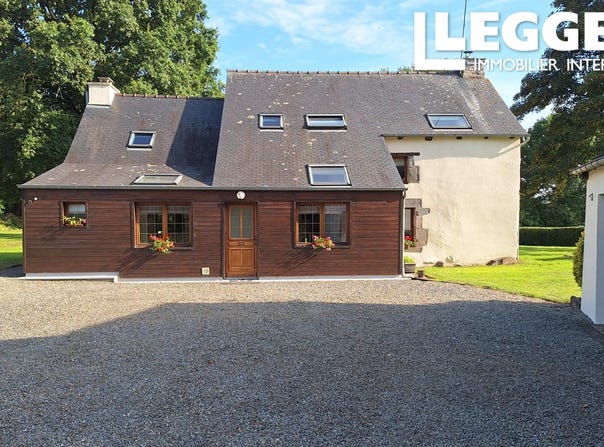 Le Mené, Brittany 22330