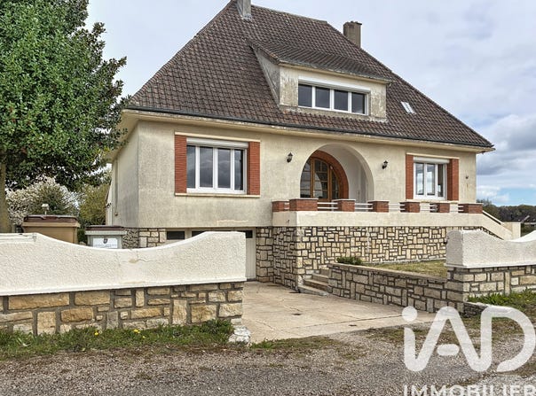 Saint-Valérien, Bourgogne-Franche-Comté 89150