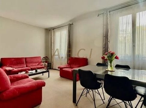 Asnières-sur-Seine, Hauts-de-Seine 92600