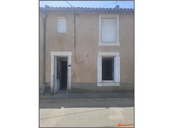 La Ferriere-En-Parthenay, Poitou-Charentes 79390