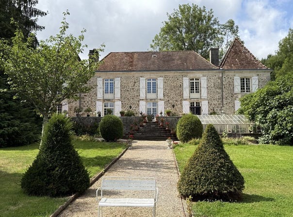 Nontron, Aquitaine 24300