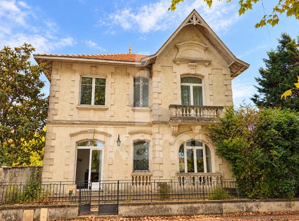 Salles, Nouvelle-Aquitaine 33770