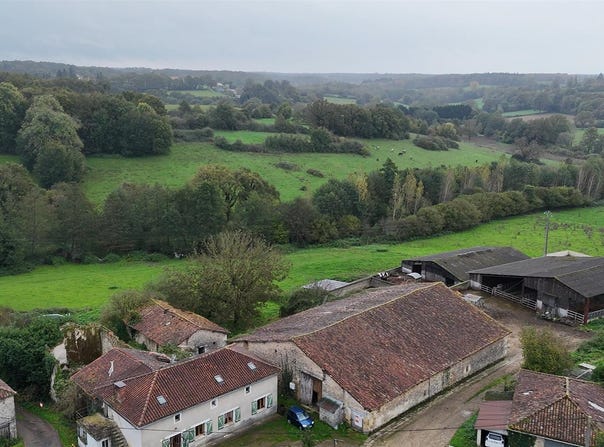 Ambernac, Poitou-Charentes 16490