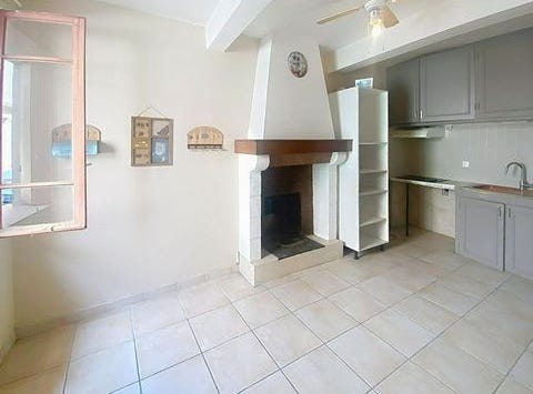 Salles-d'Aude, Languedoc-Roussillon 11110