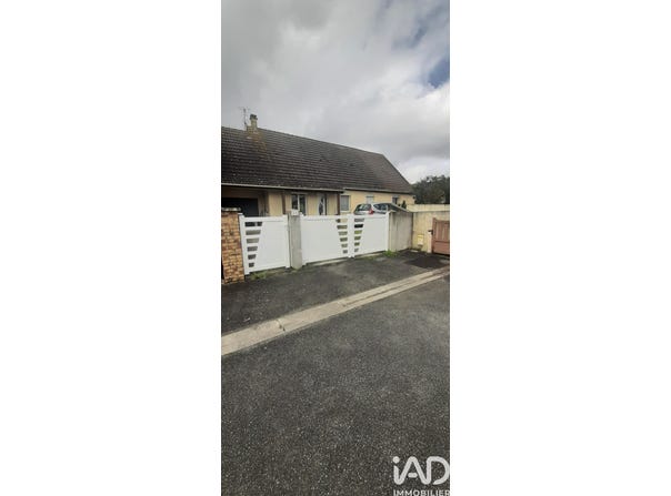 Angerville-la-Campagne, Normandy 27930