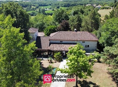 Montcuq-en-Quercy-Blanc, Occitanie 46800