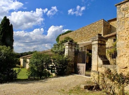 Saint-Paul-Trois-Châteaux, Rhône-Alpes 26130