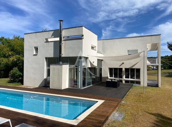 GUECELARD, Pays de la Loire 72230