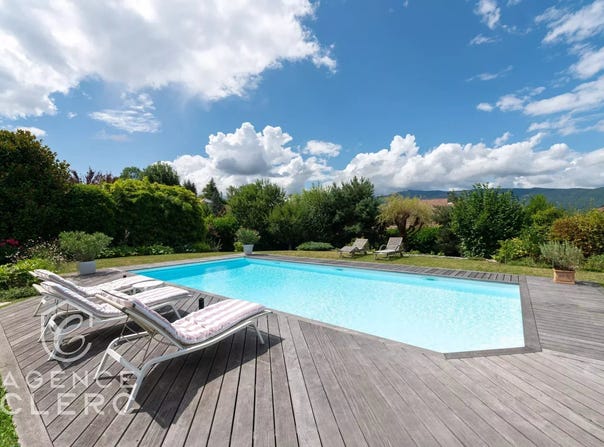 Menthon-Saint-Bernard, Haute-Savoie 74290