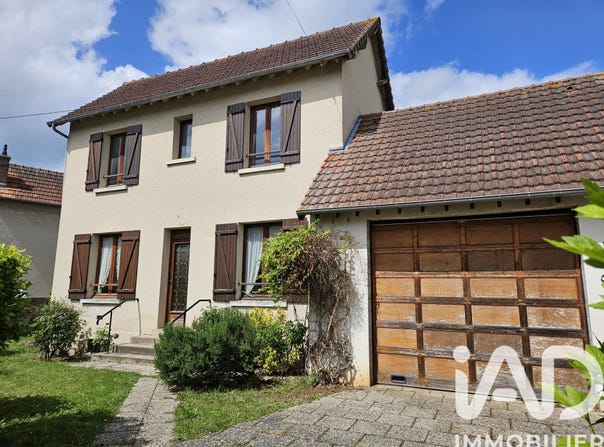 Dreux, Centre-Val de Loire 28100
