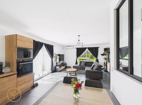 Troyes, Aube 10000