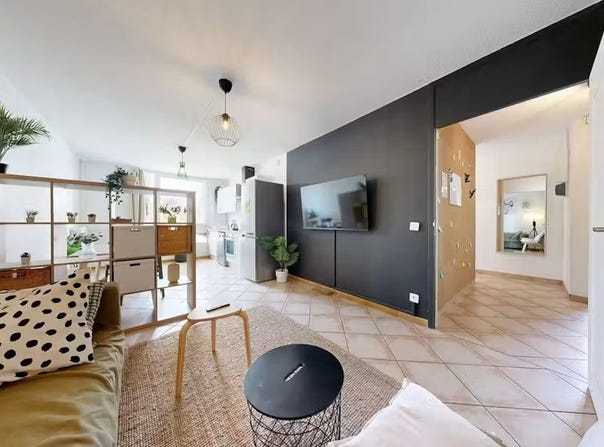 Rue Philippe Fabia, Lyon, Auvergne-Rhône-Alpes 69008
