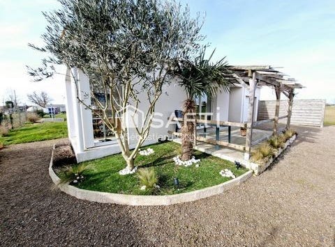 Angles, Pays de la Loire 85750