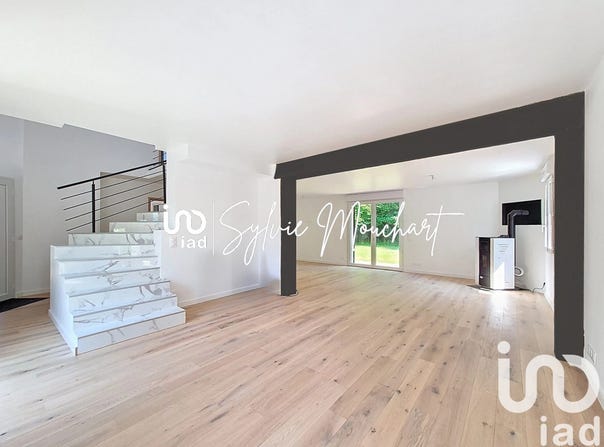 Le Mesnil-Saint-Denis, Île-de-France 78320