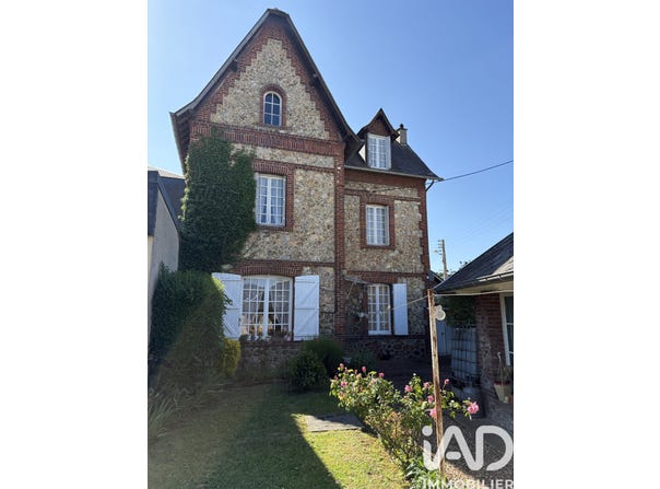 Beaumont-le-Roger, Normandy 27170