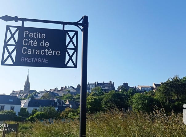 Pont-Croix, Brittany 29790