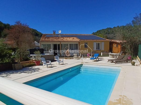 Sainte-Tulle, Provence-Alpes-Côte-d'Azur 04220