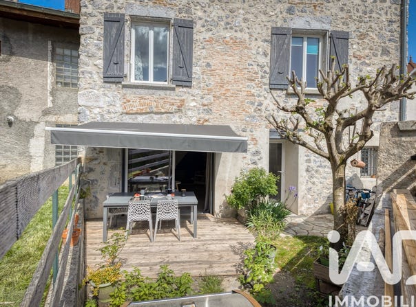 Crolles, Auvergne-Rhône-Alpes 38920