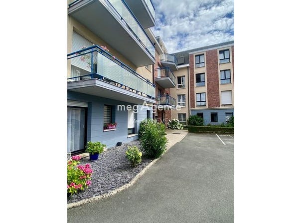 Doullens, Picardie 80600