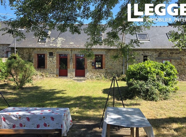Gennes-sur-Seiche, Brittany 35370