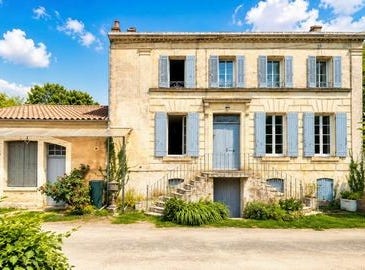 Taillebourg, Poitou-Charentes 17350