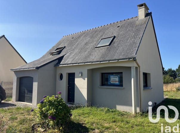 Locminé, Brittany 56500