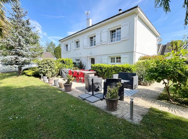Saint-Cyr-sur-Loire, Indre-et-Loire 37540