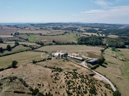 VILLENEUVE EN MONTAGNE, Bourgogne 71390