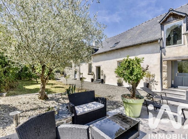 Vern-sur-Seiche, Brittany 35770