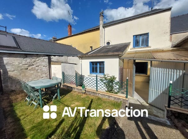 Entrammes, Mayenne 53260