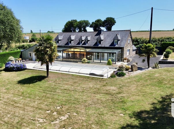 Plouguenast, Brittany 22150