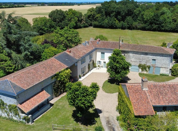 Monts-sur-Guesnes, Poitou-Charentes 86420